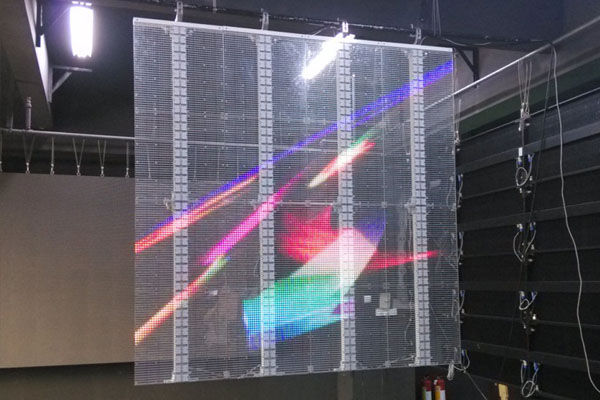 透明顯示屏不是只有LED，光子芯片透明屏“透”的更徹底